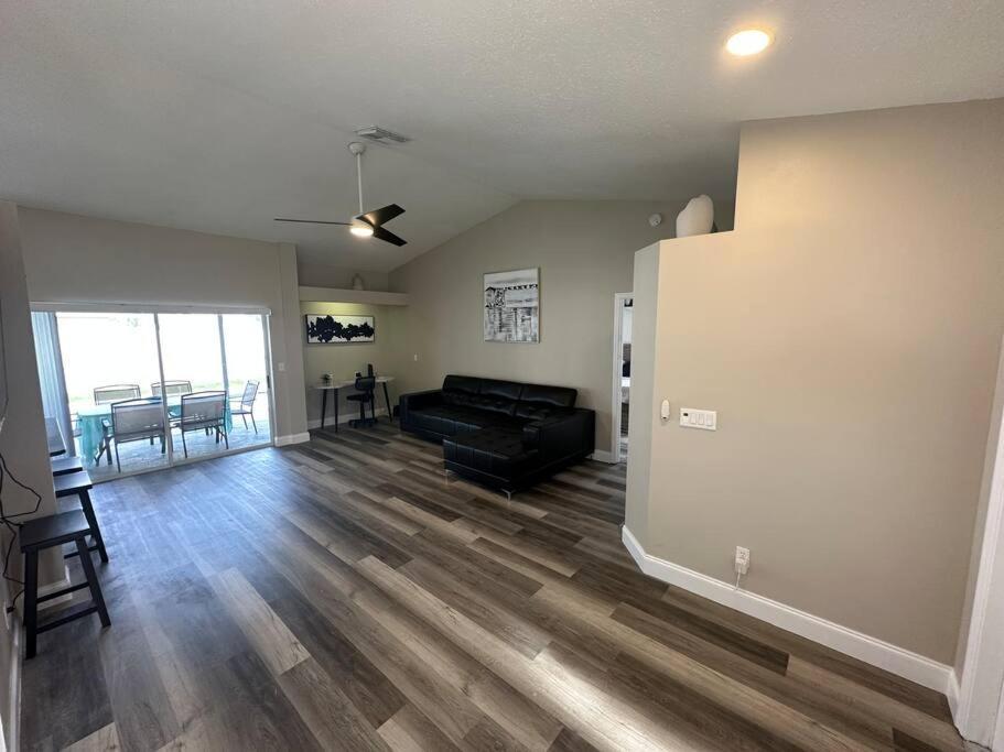 Manatee Oasis Weeki Wachee Family Fun Pool Home Spring Hill Extérieur photo