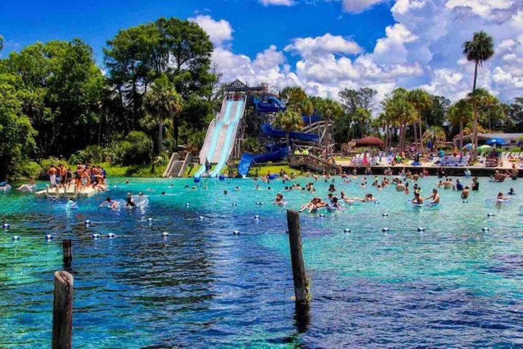 Manatee Oasis Weeki Wachee Family Fun Pool Home Spring Hill Extérieur photo