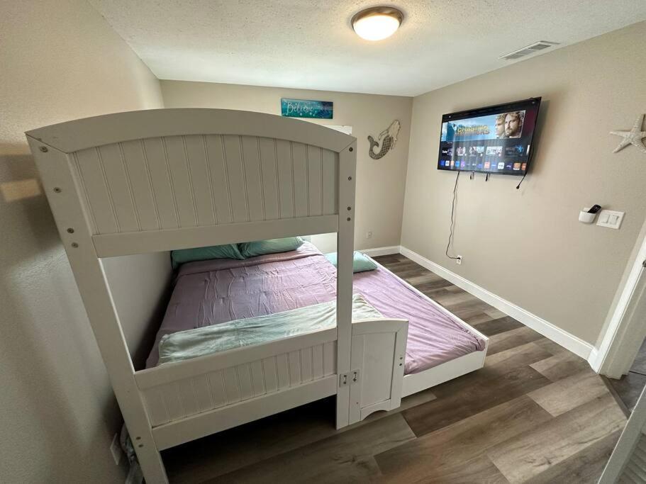 Manatee Oasis Weeki Wachee Family Fun Pool Home Spring Hill Extérieur photo