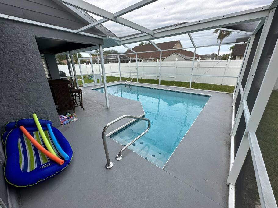 Manatee Oasis Weeki Wachee Family Fun Pool Home Spring Hill Extérieur photo