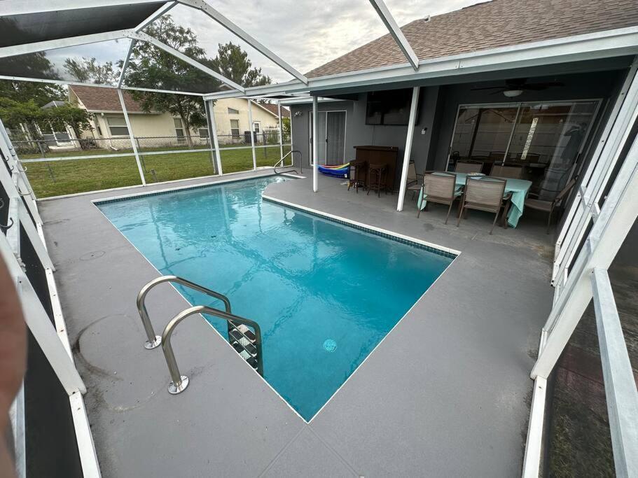Manatee Oasis Weeki Wachee Family Fun Pool Home Spring Hill Extérieur photo