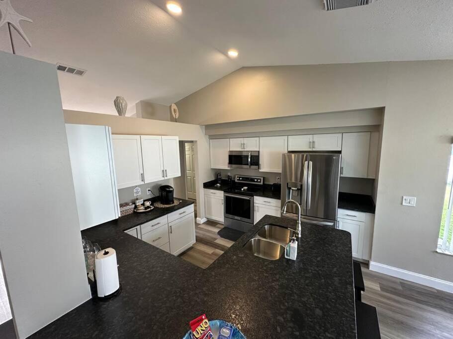 Manatee Oasis Weeki Wachee Family Fun Pool Home Spring Hill Extérieur photo